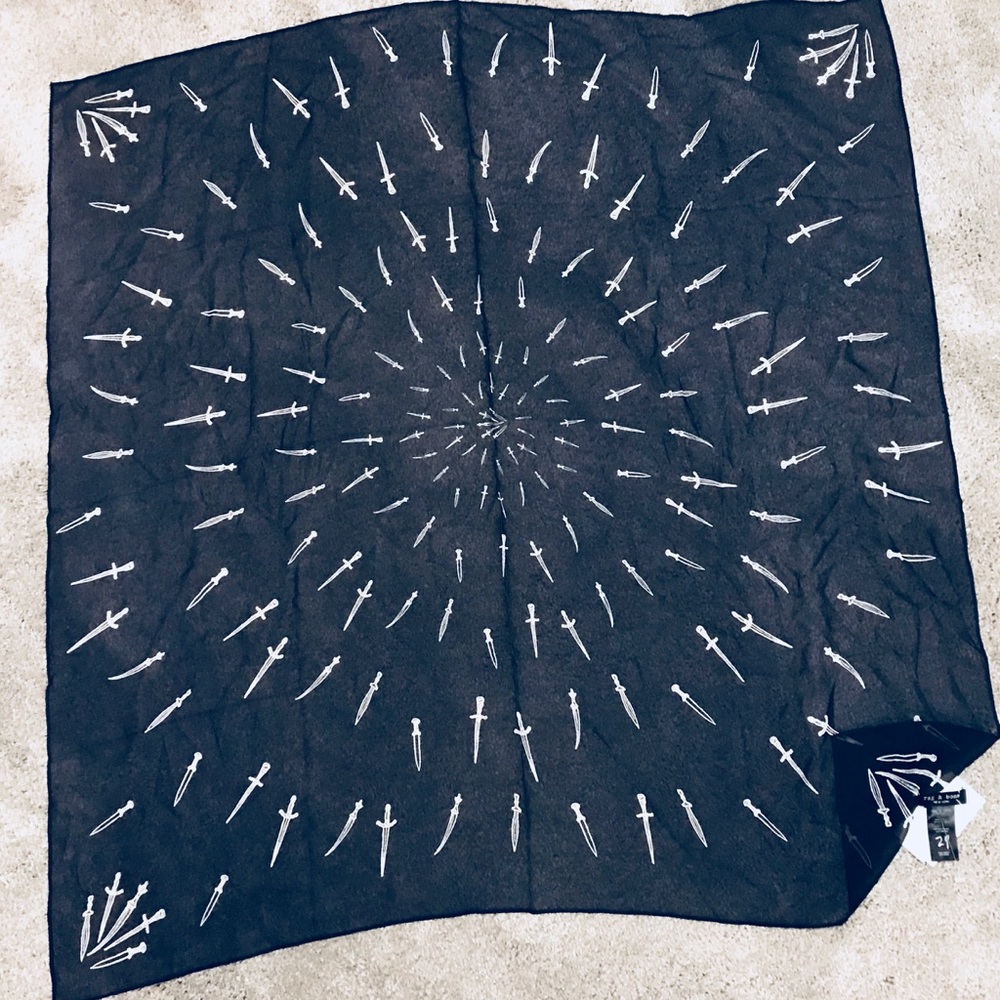 Dagger square silk scarf
